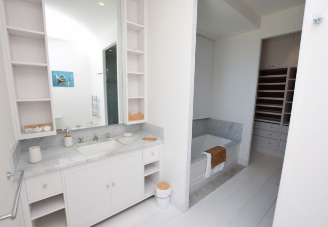 La Recoleta - Dormitorio4-Baoensuite3